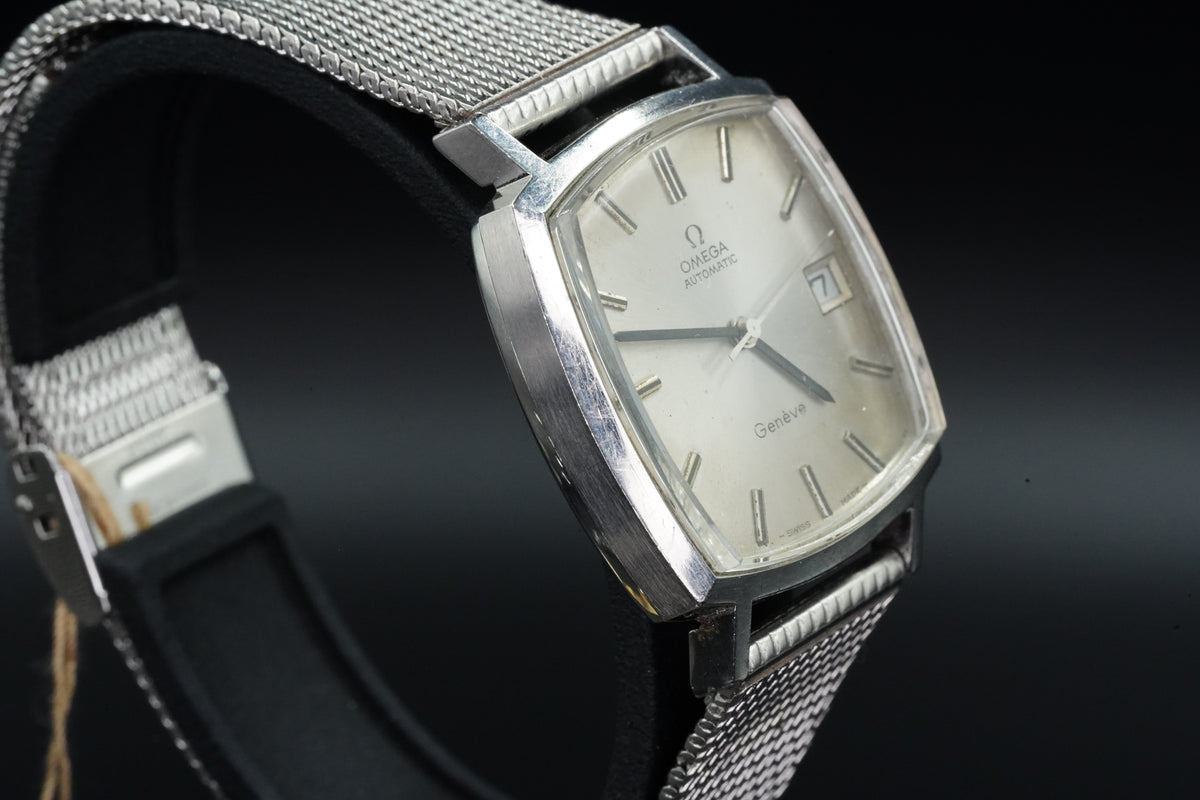 Omega Genève Ref. 162.010 | Vintage