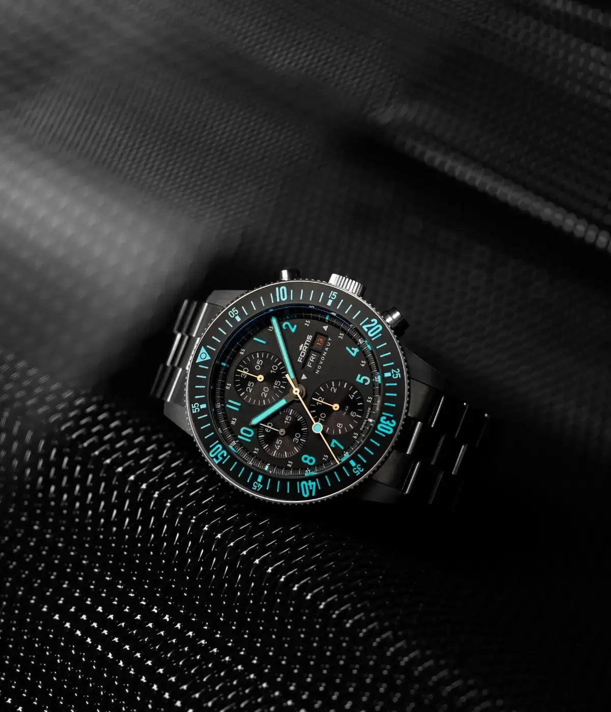 Fortis | Novonaut N-42 "Titan Legacy" | F2040017