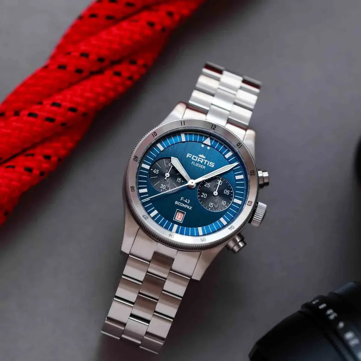 Fortis | Flieger F-43 Bicompax "Liberty Blue" | F4240012