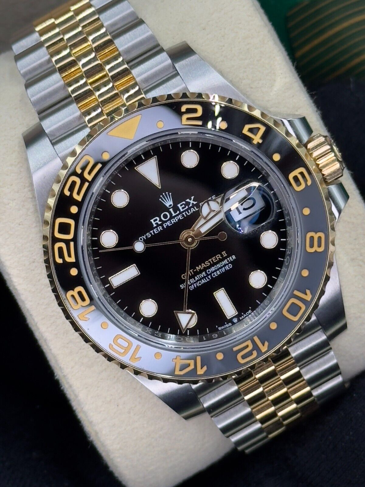 Rolex GMT Master II | Ref. 126713GRNR | Mint condition | "Bumblebee"