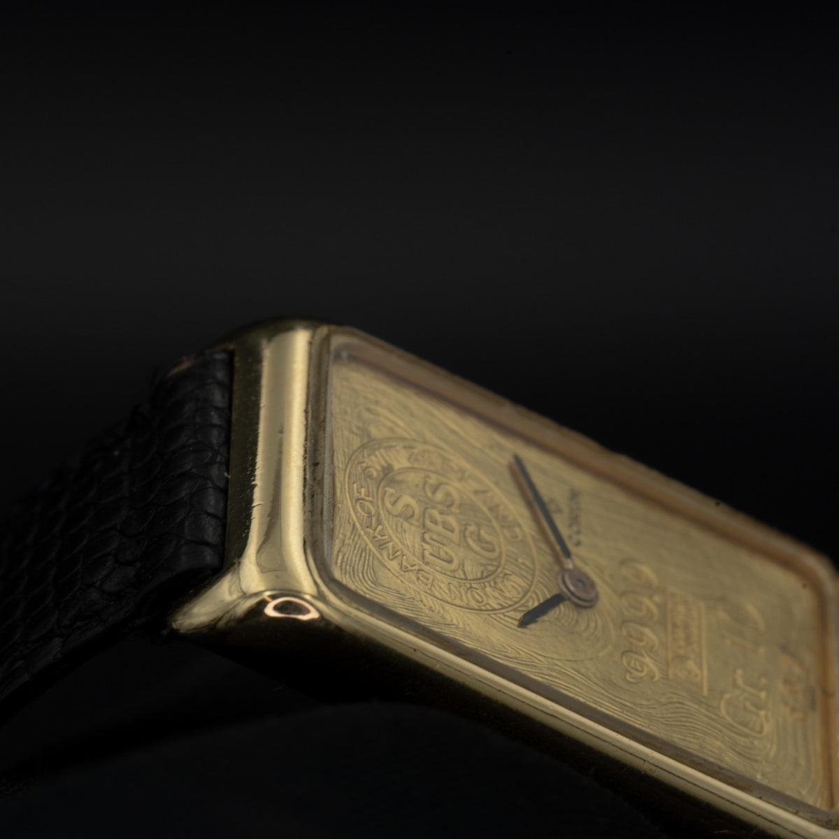 8072104