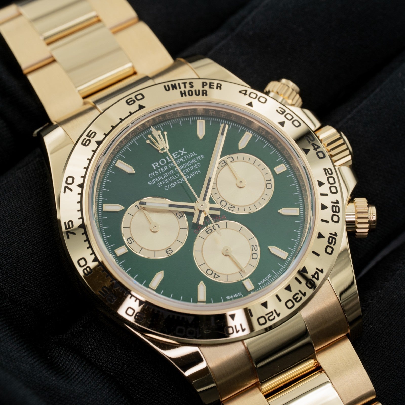 Rolex Cosmograph Daytona | 126508 | Yellow Gold & Green Dial