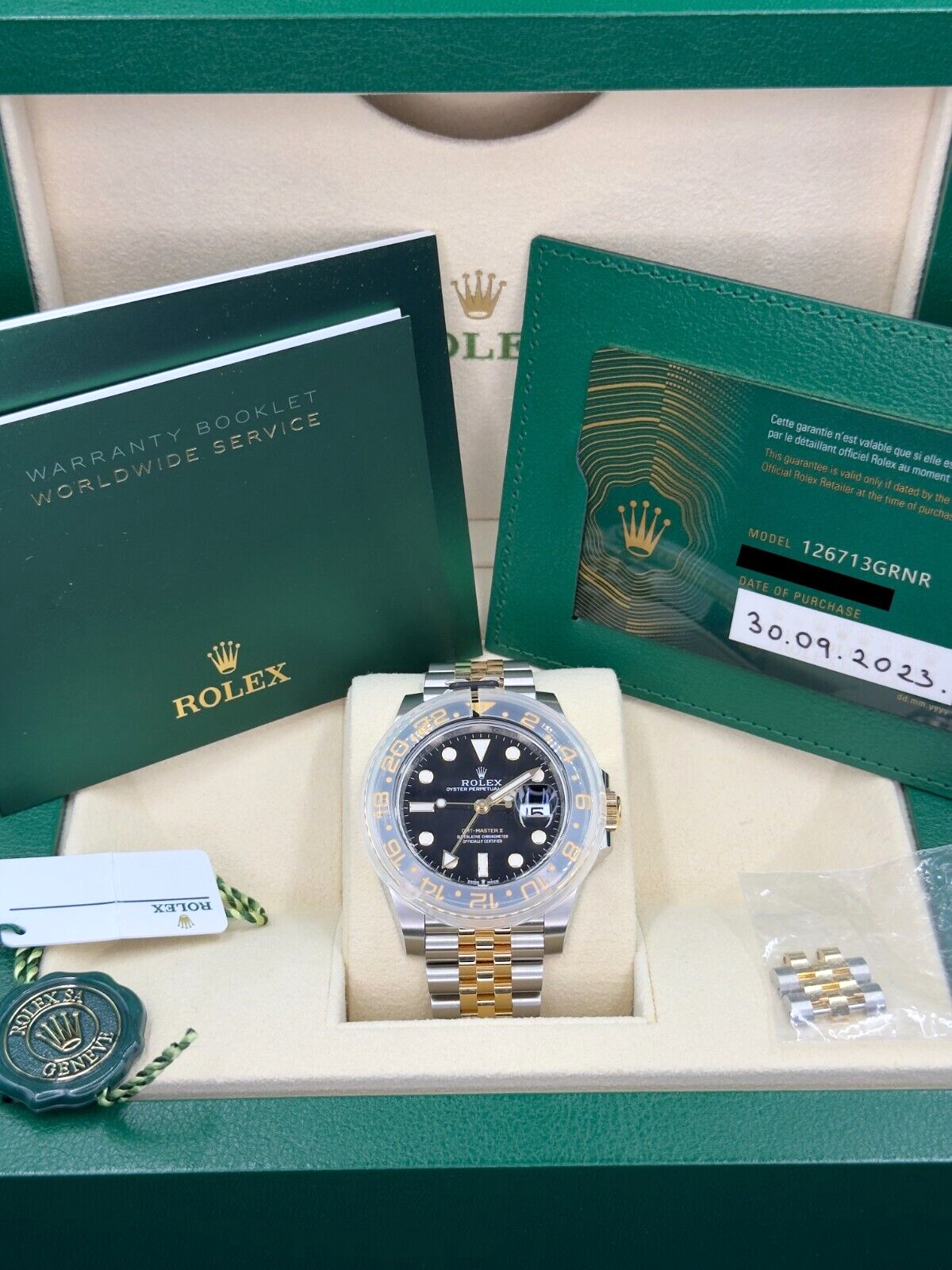 Rolex GMT Master II | Ref. 126713GRNR | Mint condition | "Bumblebee"