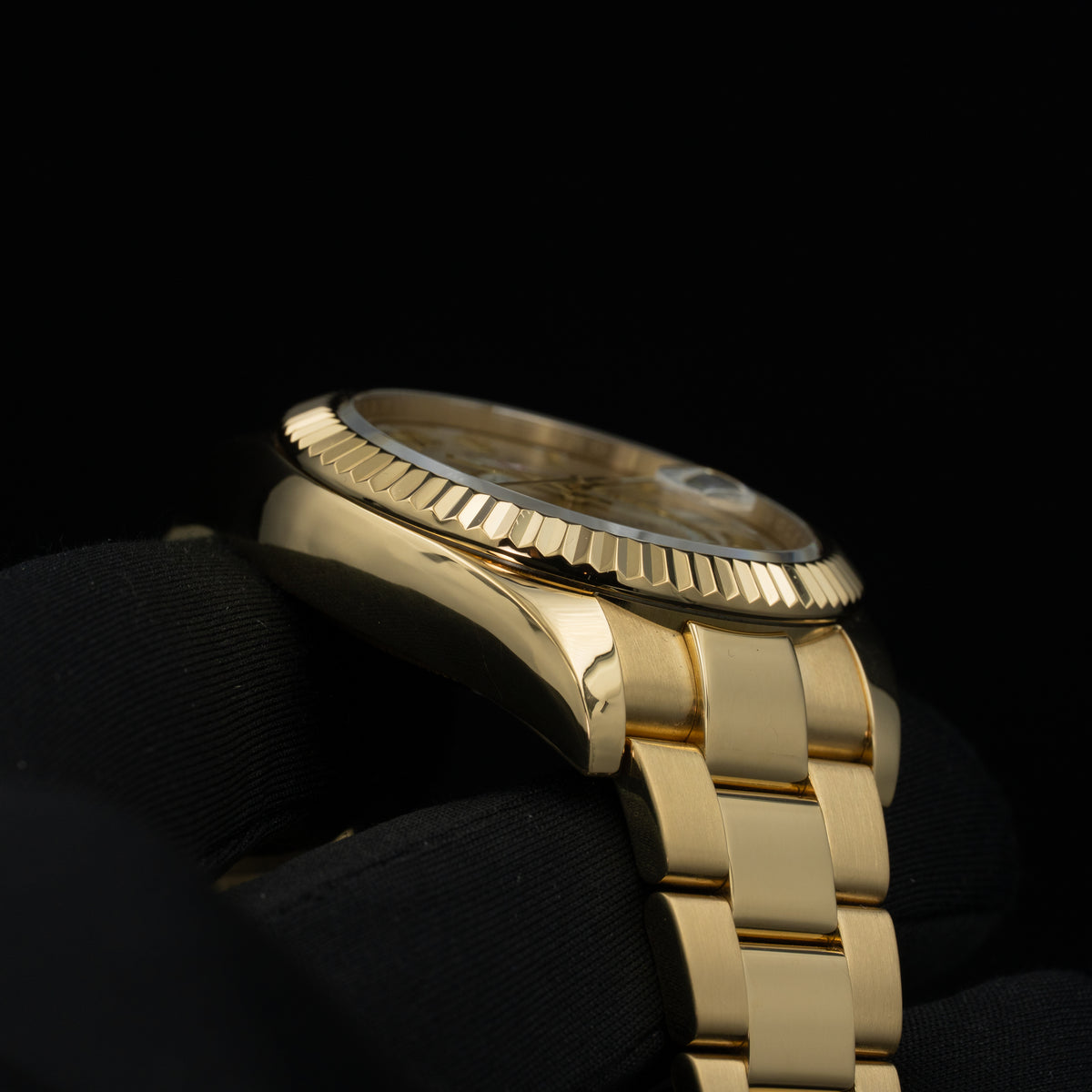 Rolex Sky-Dweller | 326938 | Yellow Gold | Sundust Dial w/ Roman Numerals | Box & Papers