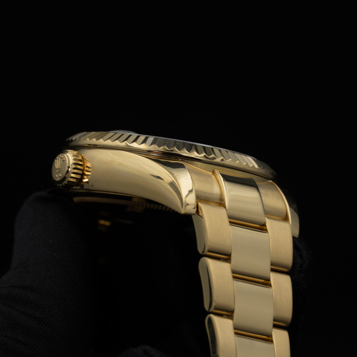 Rolex Sky-Dweller | 326938 | Yellow Gold | Sundust Dial w/ Roman Numerals | Box & Papers