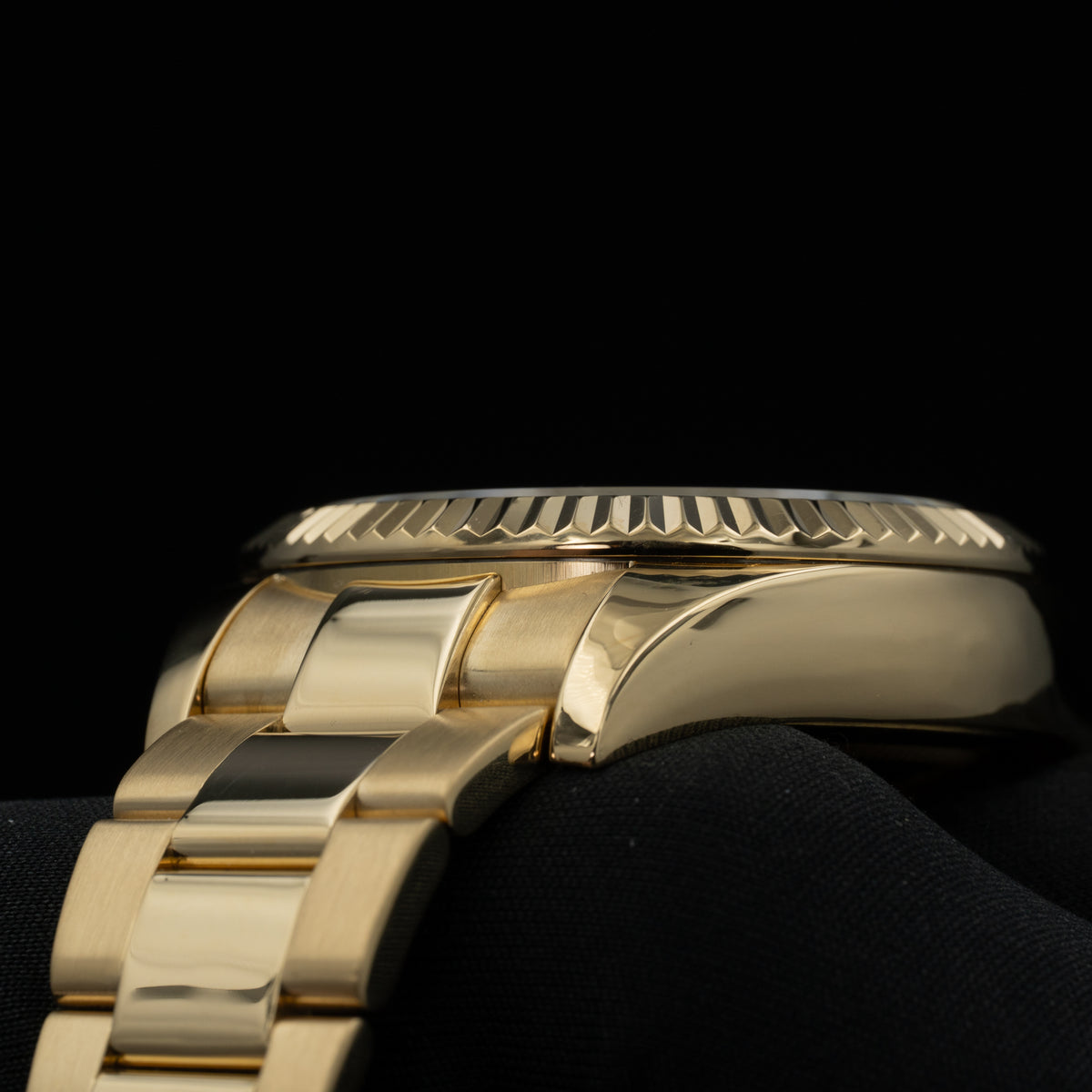 Rolex Sky-Dweller | 326938 | Yellow Gold | Sundust Dial w/ Roman Numerals | Box & Papers