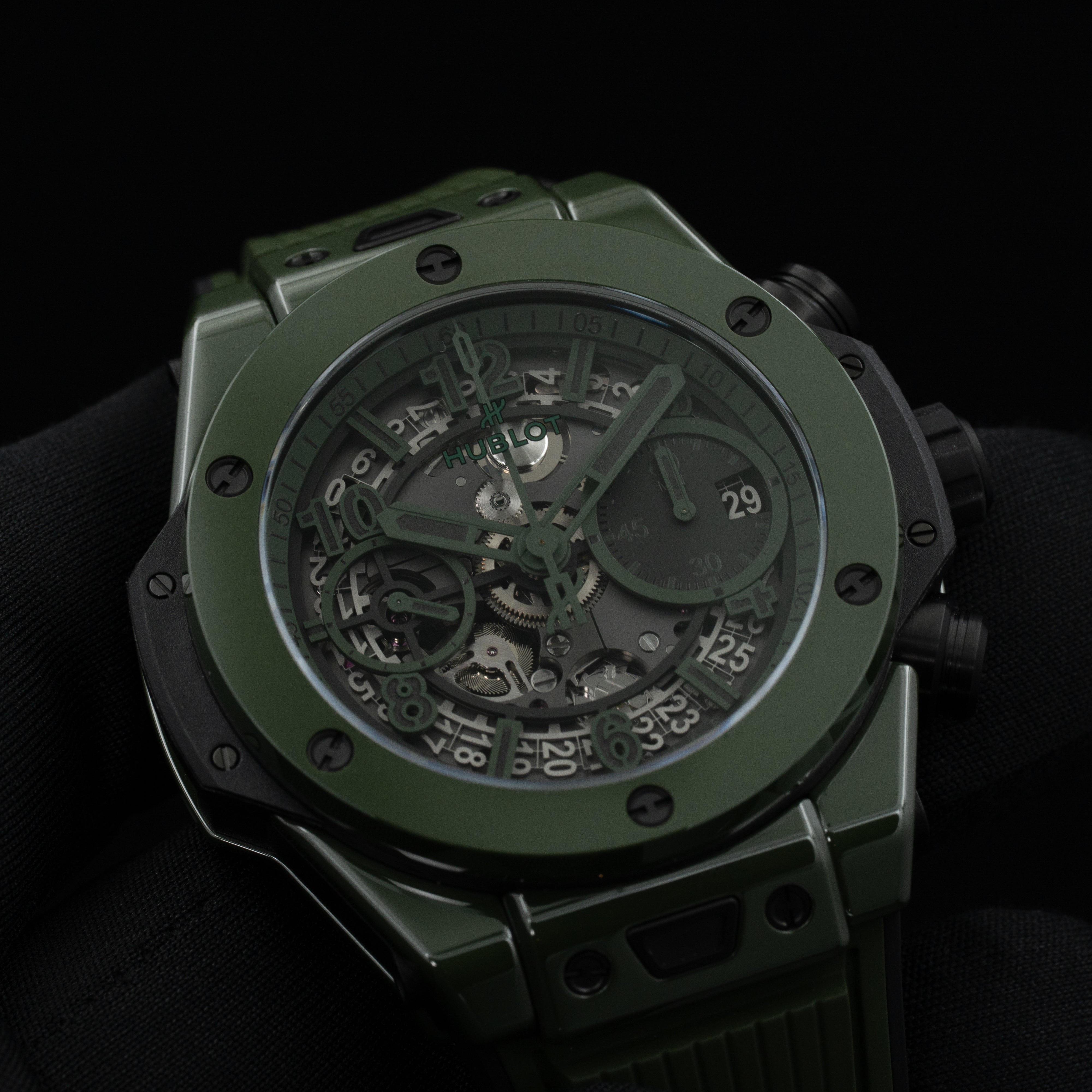 Hublot Big Bang Unico Green Ceramic | 441.GX.5210.RX | Box and