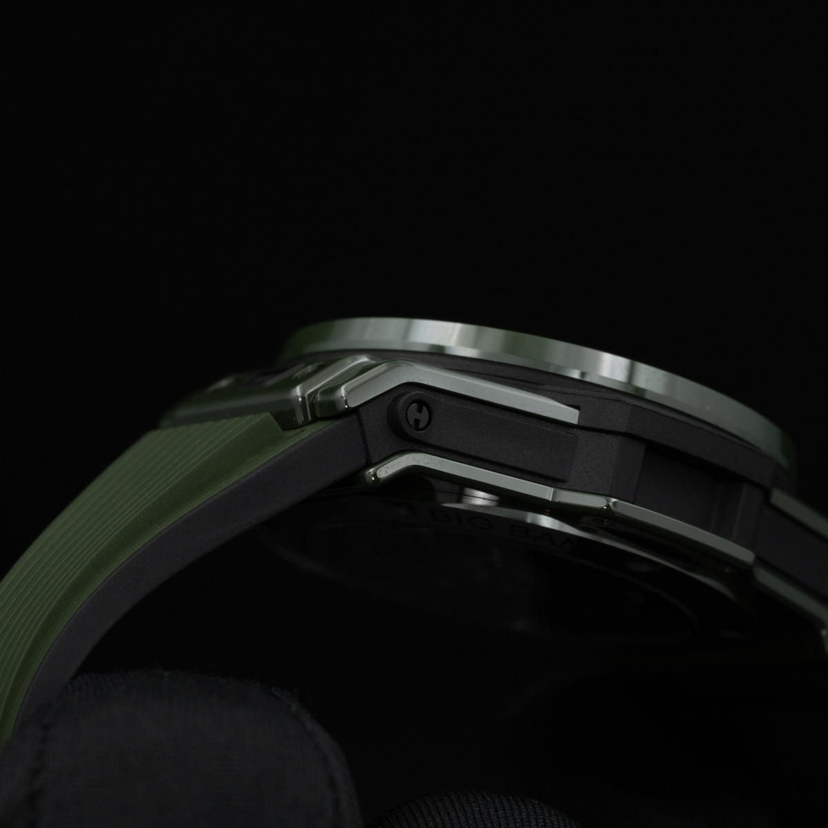 Hublot Big Bang Unico Green Ceramic | 441.GX.5210.RX | Box and Papers