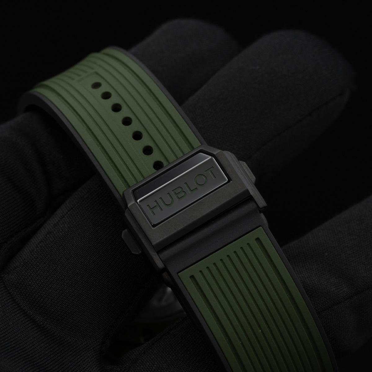 Hublot Big Bang Unico Green Ceramic | 441.GX.5210.RX | Box and Papers