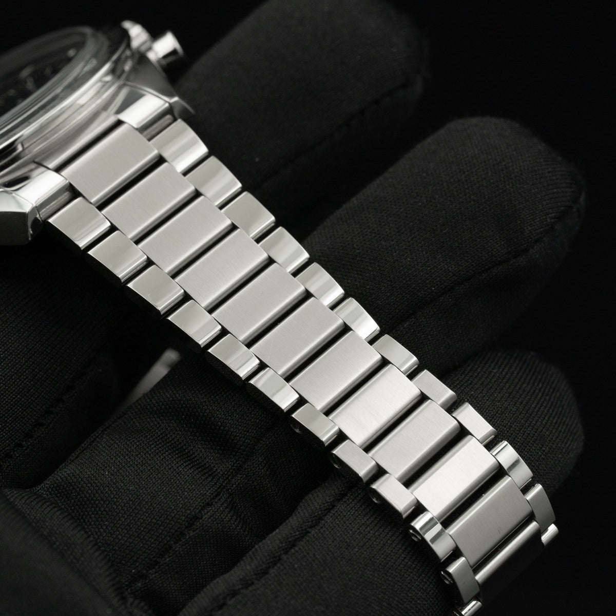 Omega Speedmaster 57 Broad Arrow | 332.10.41.51.03.001 | Blue Dial
