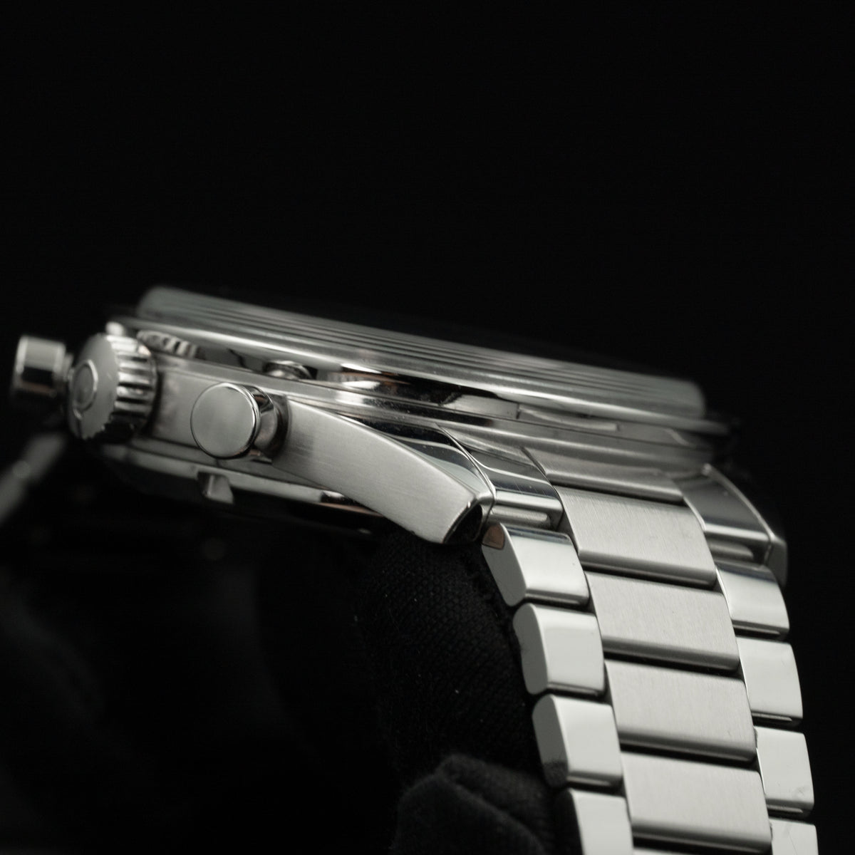 Omega Speedmaster 57 Broad Arrow | 332.10.41.51.03.001 | Blue Dial