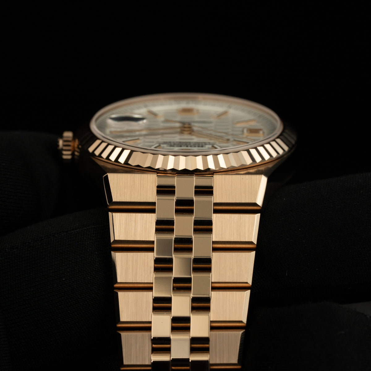 Rolex Land-Dweller | 40mm | ref 127335 | Complete | 2025