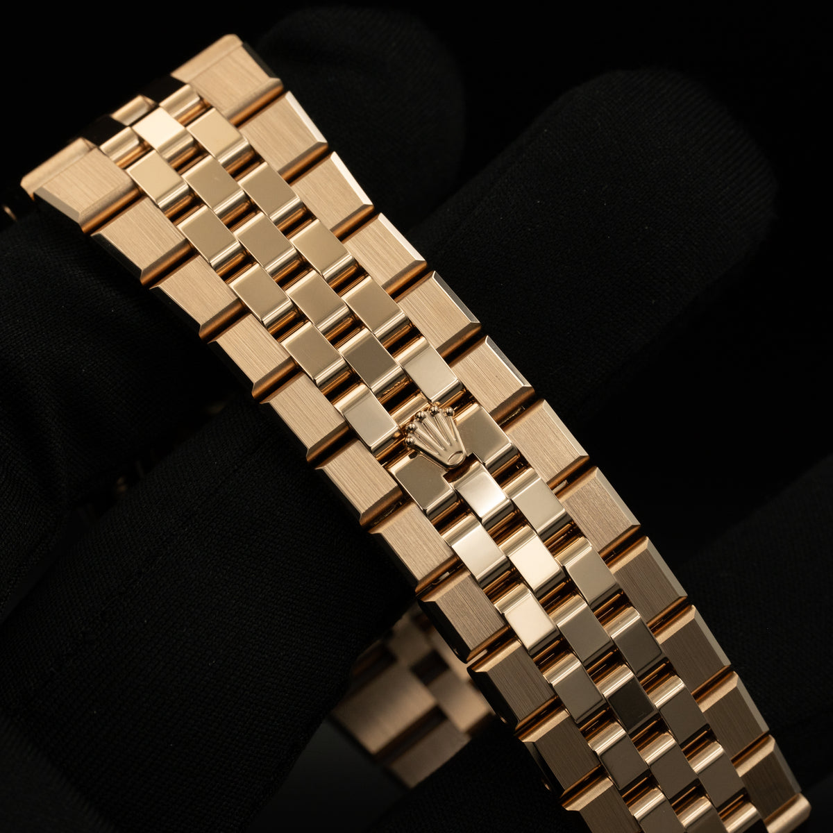 Rolex Land-Dweller | 40mm | ref 127335 | Complete | 2025