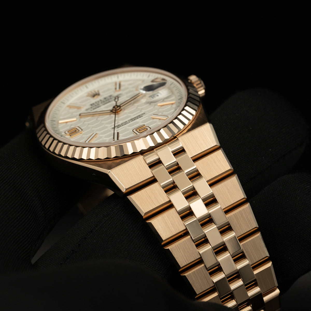 Rolex Land-Dweller | 40mm | ref 127335 | Complete | 2025
